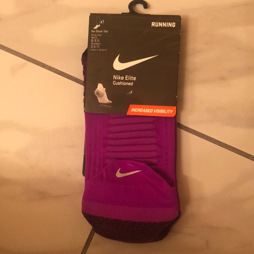 Nike cushioned socks